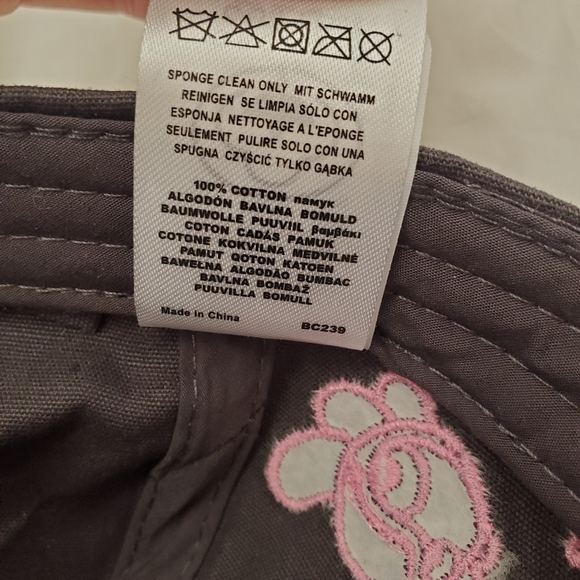 Fafi x Ntwrk Birtak on Embroidery Cap - Picture 5 of 9